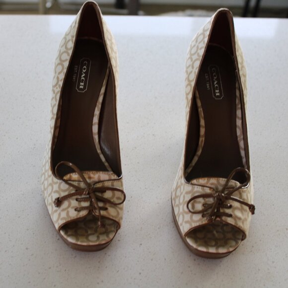 Coach Women's Corey Open Toe Pump Heels - Picture 1 of 3